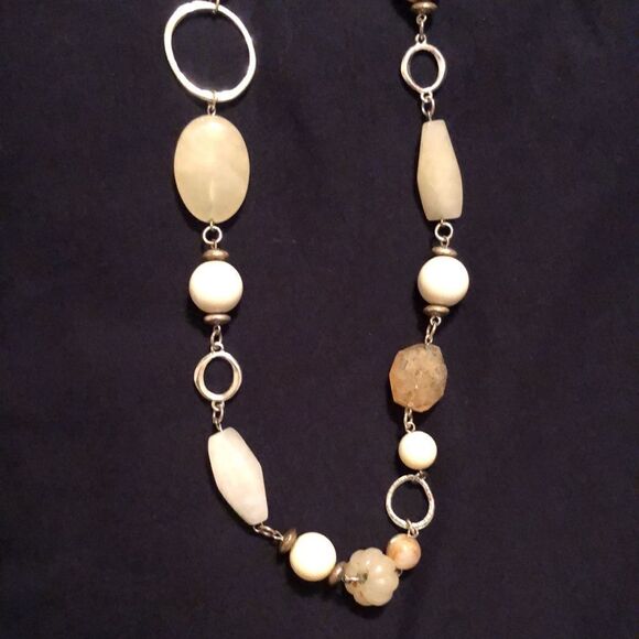 VintageĀ BeadedĀ Necklaceāā - Picture 1 of 14